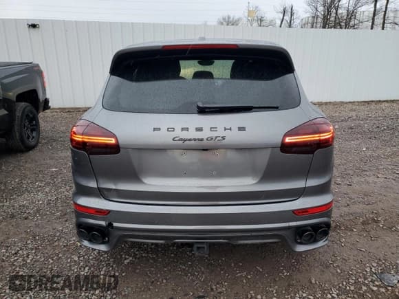✅ 2018 Porsche Cayenne GTS • VIN: WP1AD2A27JLA80755 • Лот: 93505245. Опубликован ранее на Copart с пробегом 63 892 миль. Бесплатный доступ к архиву аукционных продаж из США и подробный отчёт об истории автомобиля на DreamBid. Изображение 6.