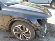 ✅ 2024 Audi Q8 e-tron Premium Plus • VIN: WA15AAGE5RB058692 • Lot: 42003481. Wystawiony na IAAI z przebiegiem 9 129 mil. Bezpłatny archiwum sprzedaży aukcyjnych z USA i szczegółowy raport historii pojazdu na DreamBid. Zdjęcie 6.