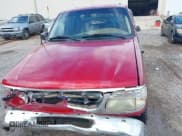 ✅ 1996 Ford Explorer XLT • VIN: 1FMDU32P0TZA22044 • Лот: 40219133. Опубликован ранее на IAAI с пробегом 297 935 миль. Бесплатный доступ к архиву аукционных продаж из США и подробный отчёт об истории автомобиля на DreamBid. Изображение 6.