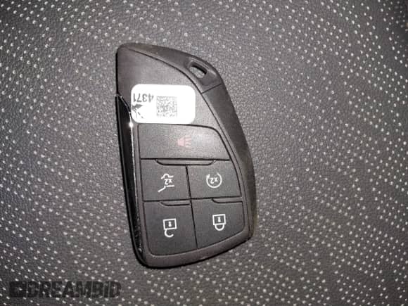 2025 Chevrolet Equinox FWD LT z VIN 3GNAXHEG1SL104577, wystawiony jako IAAI lot #41851609 z przebiegiem 1 661 mil mil oraz . Historia ofert i sprzedaży dostępna na DreamBid. Obrazek 11.