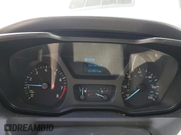 ✅ 2017 Ford Transit XL • VIN: 1FMZK1ZM1HKA86833 • Lot: 85689115. Wystawiony na Copart z przebiegiem 123 927 mil. Bezpłatny archiwum sprzedaży aukcyjnych z USA i szczegółowy raport historii pojazdu na DreamBid. Zdjęcie 9.