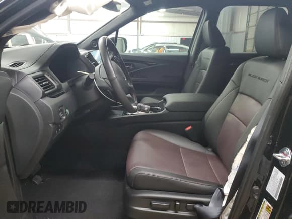 ✅ 2025 Honda Ridgeline Black Edition • VIN: 5FPYK3F81SB037176 • Лот: 68072115. Опубликован ранее на Copart с пробегом 3 360 миль. Бесплатный доступ к архиву аукционных продаж из США и подробный отчёт об истории автомобиля на DreamBid. Изображение 7.