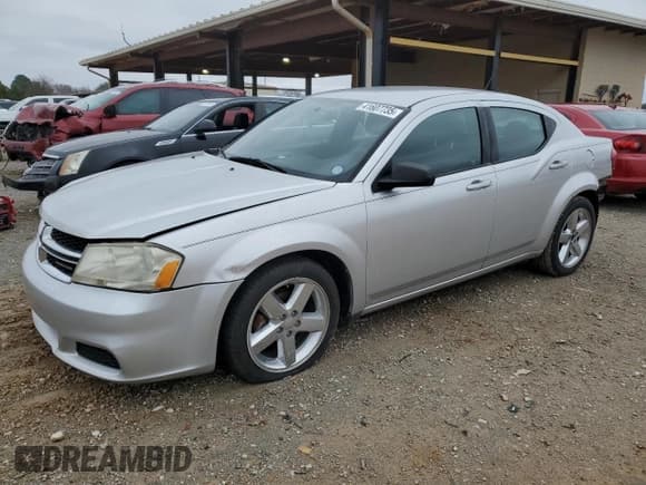 ✅ 2012 Dodge Avenger SE • VIN: 1C3CDZAB0CN141037 • Lot: 41607735. Wystawiony na Copart z przebiegiem 205 061 mil. Bezpłatny archiwum sprzedaży aukcyjnych z USA i szczegółowy raport historii pojazdu na DreamBid. Zdjęcie 1.