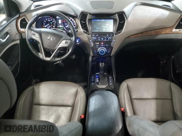 ✅ 2018 Hyundai Santa Fe Ultimate • VIN: 5XYZWDLA9JG531257 • Лот: 44883014. Опубликован ранее на Copart с пробегом 103 412 миль. Бесплатный доступ к архиву аукционных продаж из США и подробный отчёт об истории автомобиля на DreamBid. Изображение 8.