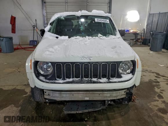✅ 2018 Jeep Renegade Sport • VIN: ZACCJBAB3JPH60344 • Lot: 93494085. Wystawiony na Copart z przebiegiem 39 810 mil. Bezpłatny archiwum sprzedaży aukcyjnych z USA i szczegółowy raport historii pojazdu na DreamBid. Zdjęcie 5.