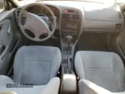 ✅ 2002 Suzuki Esteem GL • VIN: JS2GB41S925400912 • Lot: 78277004. Wystawiony na Copart z przebiegiem 79 104 mil. Bezpłatny archiwum sprzedaży aukcyjnych z USA i szczegółowy raport historii pojazdu na DreamBid. Zdjęcie 8.