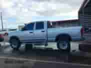 2005 Dodge 3500 SLT z VIN 3D7LS38C15G791333, wystawiony jako IAAI lot #40892553 z przebiegiem 188 933 mil mil oraz . Historia ofert i sprzedaży dostępna na DreamBid. Obrazek 14.