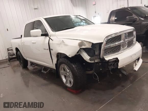 ✅ 2009 Dodge 1500 SLT • VIN: 1D3HV13T39S709322 • Lot: 41765646. Listed on IAAI with 195,535 mi. Free auction sales archive from the USA and detailed vehicle history report at DreamBid. Image 1.