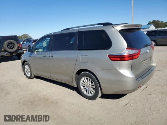 ✅ 2017 Toyota Sienna XLE • VIN: 5TDYZ3DC1HS885185 • Lot: 91701405. Wystawiony na Copart z przebiegiem 60 156 mil. Bezpłatny archiwum sprzedaży aukcyjnych z USA i szczegółowy raport historii pojazdu na DreamBid. Zdjęcie 2.