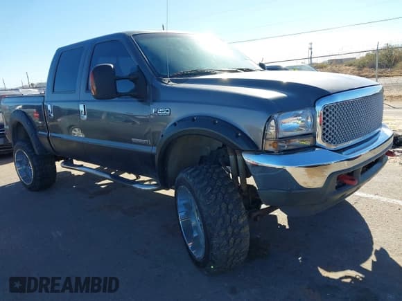 ✅ 2004 Ford F-250 XL • VIN: 1FTNW21P94ED73896 • Lot: 43735177. Listed on IAAI with 135,167 mi. Free auction sales archive from the USA and detailed vehicle history report at DreamBid. Image 1.