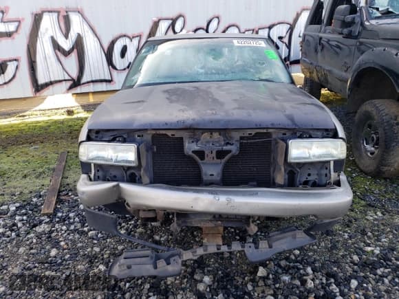 ✅ 2002 Chevrolet S-10 LS • VIN: 1GCCS19W928262091 • Лот: 42202725. Опубликован ранее на Copart с пробегом Не указан. Бесплатный доступ к архиву аукционных продаж из США и подробный отчёт об истории автомобиля на DreamBid. Изображение 5.
