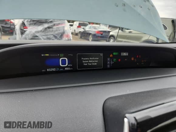 2018 Toyota Prius Two z VIN JTDKBRFU7J3058785, wystawiony jako Copart lot #90085795 z przebiegiem 83 292 mil mil oraz Szkoda całkowita • Salvage title. Historia ofert i sprzedaży dostępna na DreamBid. Obrazek 9.