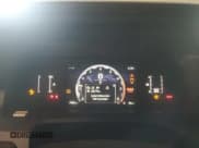 ✅ 2025 Toyota Tacoma SR5 • VIN: 3TMKB5FN3SM036042 • Lot: 85417395. Wystawiony na Copart z przebiegiem 7 994 mil. Bezpłatny archiwum sprzedaży aukcyjnych z USA i szczegółowy raport historii pojazdu na DreamBid. Zdjęcie 9.