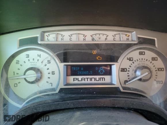 ✅ 2010 Ford F-150 XL • VIN: 1FTFW1EV6AFD11143 • Lot: 59273125. Listed on Copart with 293,985 mi. Free auction sales archive from the USA and detailed vehicle history report at DreamBid. Image 9.