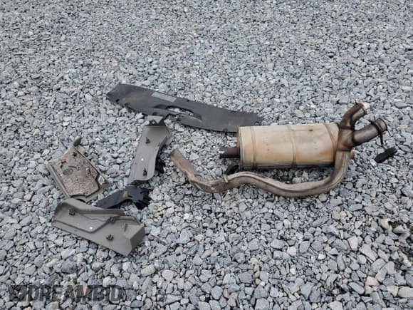 ✅ 2006 Chevrolet Suburban LS 1WT • VIN: 1GNEC16Z96J167539 • Lot: 52018195. Listed on Copart with 310,298 mi. Free auction sales archive from the USA and detailed vehicle history report at DreamBid. Image 13.