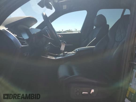 ✅ 2023 BMW X5 xDrive45e • VIN: 5UXTA6C03P9N92460 • Лот: 87025515. Опубликован ранее на Copart с пробегом 65 068 миль. Бесплатный доступ к архиву аукционных продаж из США и подробный отчёт об истории автомобиля на DreamBid. Изображение 7.