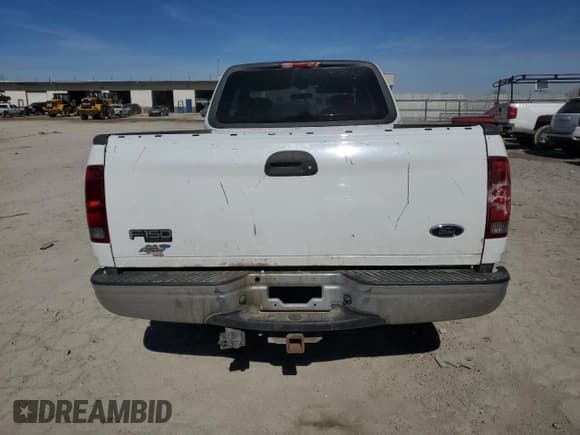✅ 2004 Ford F-150 XL • VIN: 2FTRX17W24CA13589 • Lot: 47380865. Listed on Copart with 44,247 mi. Free auction sales archive from the USA and detailed vehicle history report at DreamBid. Image 6.
