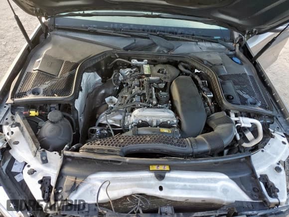 ✅ 2019 Mercedes-Benz C 300 • VIN: 55SWF8DB1KU303620 • Lot: 85375915. Listed on Copart with 107,940 mi. Free auction sales archive from the USA and detailed vehicle history report at DreamBid. Image 11.