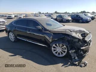 ✅ 2018 Volvo S90 Inscription • VIN: LVYBC0AL4JP028393 • Лот: 66563703. Опубликован ранее на Copart с пробегом 101 506 миль. Бесплатный доступ к архиву аукционных продаж из США и подробный отчёт об истории автомобиля на DreamBid. Изображение 4.