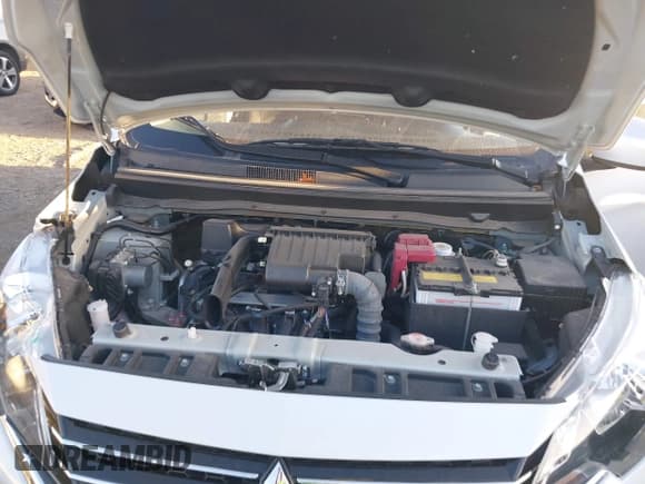 ✅ 2024 Mitsubishi Mirage ES • VIN: ML32AUHJ4RH032249 • Lot: 43706562. Wystawiony na IAAI z przebiegiem 15 740 mil. Bezpłatny archiwum sprzedaży aukcyjnych z USA i szczegółowy raport historii pojazdu na DreamBid. Zdjęcie 10.