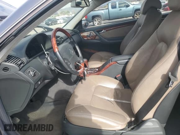 ✅ 2004 Mercedes-Benz CL 500/600 • VIN: WDBPJ75J64A042161 • Lot: 42763875. Wystawiony na Copart z przebiegiem 115 982 mil. Bezpłatny archiwum sprzedaży aukcyjnych z USA i szczegółowy raport historii pojazdu na DreamBid. Zdjęcie 7.