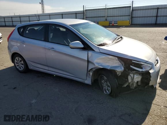 ✅ 2016 Hyundai Accent SE • VIN: KMHCT5AE1GU261048 • Lot: 66995394. Wystawiony na Copart z przebiegiem 215 330 mil. Bezpłatny archiwum sprzedaży aukcyjnych z USA i szczegółowy raport historii pojazdu na DreamBid. Zdjęcie 4.