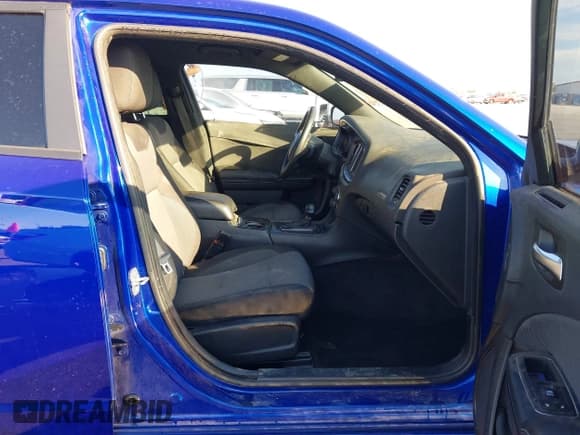 ✅ 2018 Dodge Charger SXT • VIN: 2C3CDXBG8JH185906 • Lot: 43387563. Listed on IAAI with 108,172 mi. Free auction sales archive from the USA and detailed vehicle history report at DreamBid. Image 5.