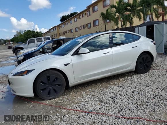 ✅ 2024 Tesla Model 3 Long Range • VIN: 5YJ3E1EB2RF816947 • Лот: 85330265. Опубликован ранее на Copart с пробегом 21 195 миль. Бесплатный доступ к архиву аукционных продаж из США и подробный отчёт об истории автомобиля на DreamBid. Изображение 1.