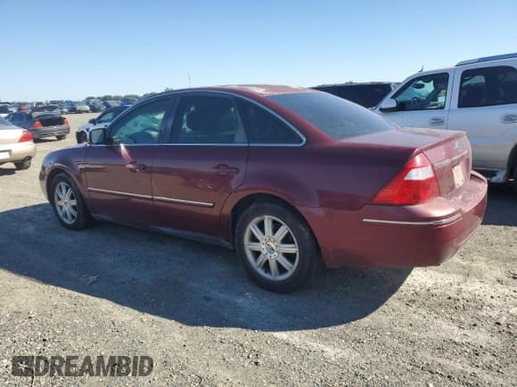 ✅ 2005 Ford Five Hundred Limited • VIN: 1FAFP25155G167154 • Лот: 82202815. Опубликован ранее на Copart с пробегом Не указан. Бесплатный доступ к архиву аукционных продаж из США и подробный отчёт об истории автомобиля на DreamBid. Изображение 2.