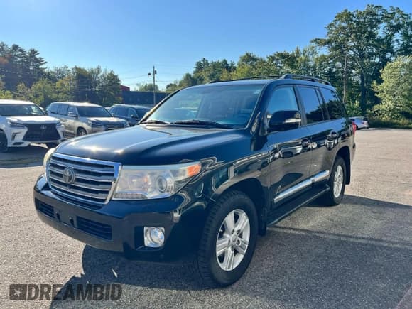 ✅ 2013 Toyota Land Cruiser • VIN: JTMHY7AJ9D4013338 • Lot: 80799075. Wystawiony na Copart z przebiegiem 144 546 mil. Bezpłatny archiwum sprzedaży aukcyjnych z USA i szczegółowy raport historii pojazdu na DreamBid. Zdjęcie 2.