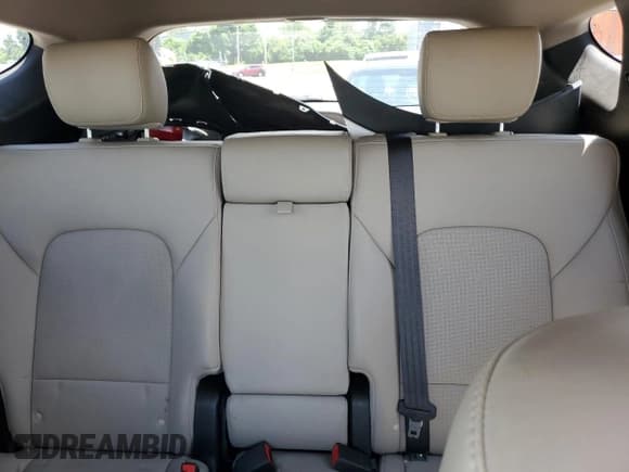 ✅ 2017 Hyundai Santa Fe 2.0T • VIN: 5XYZU3LA7HG390540 • Лот: 63862624. Опубликован ранее на Copart с пробегом 91 602 миль. Бесплатный доступ к архиву аукционных продаж из США и подробный отчёт об истории автомобиля на DreamBid. Изображение 10.