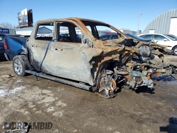 ✅ 2023 Ram 1500 Big Horn • VIN: 1C6SRFFT4PN539776 • Lot: 86526354. Wystawiony na Copart z przebiegiem Nie podano. Bezpłatny archiwum sprzedaży aukcyjnych z USA i szczegółowy raport historii pojazdu na DreamBid. Zdjęcie 4.