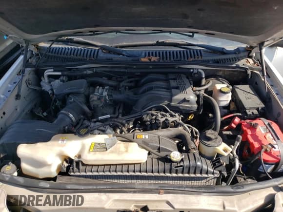 ✅ 2010 Ford Explorer XLT • VIN: 1FMEU8DEXAUA85482 • Lot: 62175595. Listed on Copart with 155,833 mi. Free auction sales archive from the USA and detailed vehicle history report at DreamBid. Image 12.