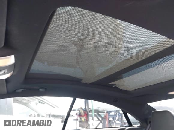 ✅ 2016 Mercedes-Benz E 400 • VIN: WDDKJ6FBXGF334843 • Lot: 41865178. Listed on IAAI with 166,091 mi. Free auction sales archive from the USA and detailed vehicle history report at DreamBid. Image 21.