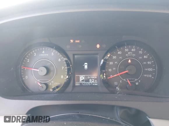 ✅ 2017 Toyota Sienna LE • VIN: 5TDKZ3DC2HS811473 • Lot: 43503841. Wystawiony na IAAI z przebiegiem 123 357 mil. Bezpłatny archiwum sprzedaży aukcyjnych z USA i szczegółowy raport historii pojazdu na DreamBid. Zdjęcie 7.