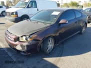 ✅ 2008 Scion tC • VIN: JTKDE167780236386 • Лот: 43553086. Опубликован ранее на IAAI с пробегом 196 693 миль. Бесплатный доступ к архиву аукционных продаж из США и подробный отчёт об истории автомобиля на DreamBid. Изображение 2.