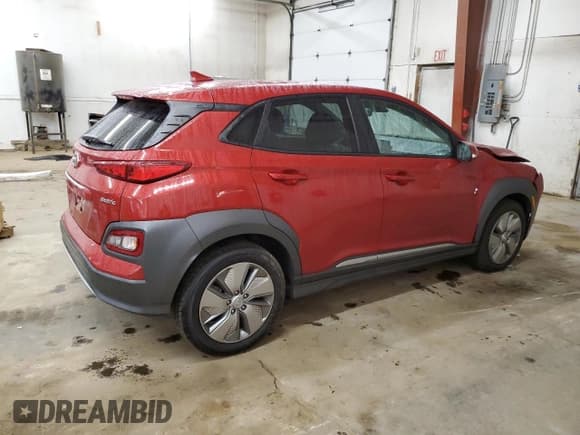 ✅ 2021 Hyundai Kona Limited • VIN: KM8K33AG8MU114030 • Лот: 78014754. Опубликован ранее на Copart с пробегом 30 830 миль. Бесплатный доступ к архиву аукционных продаж из США и подробный отчёт об истории автомобиля на DreamBid. Изображение 3.