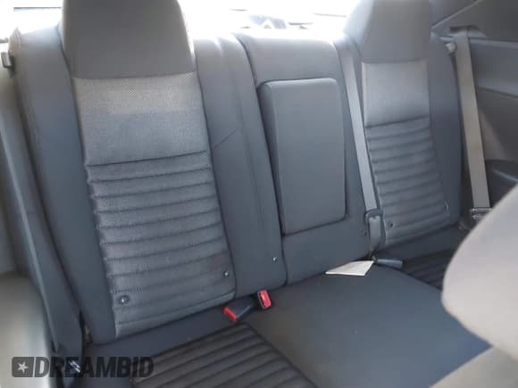 ✅ 2012 Dodge Challenger SXT • VIN: 2C3CDYAG4CH259784 • Lot: 41377314. Wystawiony na IAAI z przebiegiem 184 052 mil. Bezpłatny archiwum sprzedaży aukcyjnych z USA i szczegółowy raport historii pojazdu na DreamBid. Zdjęcie 8.