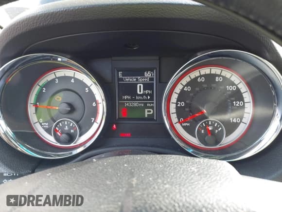 ✅ 2011 Dodge Durango Citadel • VIN: 1D4SE5GT1BC674590 • Lot: 43390918. Wystawiony na IAAI z przebiegiem 143 280 mil. Bezpłatny archiwum sprzedaży aukcyjnych z USA i szczegółowy raport historii pojazdu na DreamBid. Zdjęcie 7.