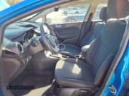 ✅ 2016 Ford Fiesta SE • VIN: 3FADP4BJ9GM182479 • Lot: 89797555. Wystawiony na Copart z przebiegiem 97 057 mil. Bezpłatny archiwum sprzedaży aukcyjnych z USA i szczegółowy raport historii pojazdu na DreamBid. Zdjęcie 7.