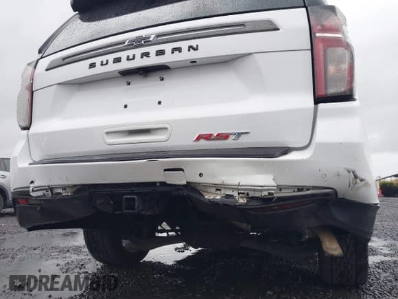 ✅ 2021 Chevrolet Suburban RST • VIN: 1GNSKEKD2MR488859 • Lot: 43605583. Listed on IAAI with 60,059 mi. Free auction sales archive from the USA and detailed vehicle history report at DreamBid. Image 6.