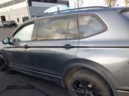 ✅ 2023 Volkswagen Tiguan SE R-Line Black • VIN: 3VVCB7AX7PM122004 • Лот: 43344585. Опубликован ранее на IAAI с пробегом 22 325 миль. Бесплатный доступ к архиву аукционных продаж из США и подробный отчёт об истории автомобиля на DreamBid. Изображение 15.