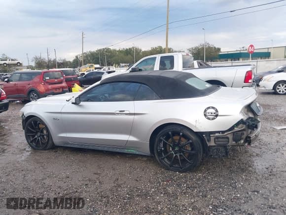 ✅ 2015 Ford Mustang GT Premium • VIN: 1FATP8FF9F5385286 • Lot: 41599189. Listed on IAAI with 112,260 mi. Free auction sales archive from the USA and detailed vehicle history report at DreamBid. Image 15.