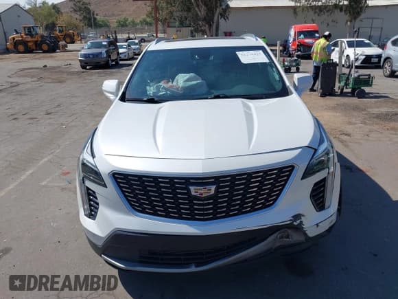 ✅ 2020 Cadillac XT4 FWD Premium Luxury • VIN: 1GYFZCR42LF133877 • Lot: 43279425. Wystawiony na IAAI z przebiegiem 85 741 mil. Bezpłatny archiwum sprzedaży aukcyjnych z USA i szczegółowy raport historii pojazdu na DreamBid. Zdjęcie 12.