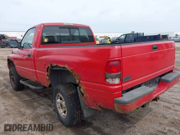 ✅ 2000 Dodge 1500 • VIN: 1B7HF16Z6YS644728 • Lot: 42877492. Listed on IAAI with 166,020 mi. Free auction sales archive from the USA and detailed vehicle history report at DreamBid. Image 3.