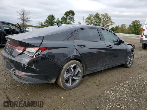 ✅ 2023 Hyundai Elantra SEL • VIN: 5NPLS4AG3PH097489 • Lot: 86213615. Listed on Copart with 41,438 mi. Free auction sales archive from the USA and detailed vehicle history report at DreamBid. Image 3.