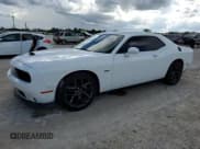 ✅ 2019 Dodge Challenger R/T • VIN: 2C3CDZBT5KH708793 • Lot: 69620894. Wystawiony na Copart z przebiegiem 37 271 mil. Bezpłatny archiwum sprzedaży aukcyjnych z USA i szczegółowy raport historii pojazdu na DreamBid. Zdjęcie 1.