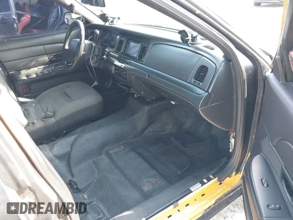 ✅ 2007 Ford Police Interceptor • VIN: 2FAHP71W17X140277 • Лот: 41932372. Опубликован ранее на IAAI с пробегом Не указан. Бесплатный доступ к архиву аукционных продаж из США и подробный отчёт об истории автомобиля на DreamBid. Изображение 5.