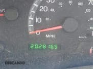 ✅ 2003 Ford F-150 XL • VIN: 1FTRX18W33NA17822 • Lot: 42250184. Listed on IAAI with 202,816 mi. Free auction sales archive from the USA and detailed vehicle history report at DreamBid. Image 15.