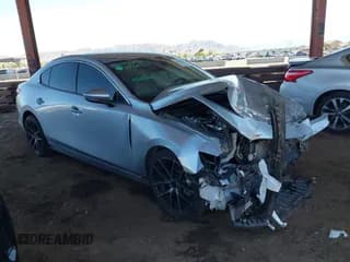 ✅ 2019 Mazda 3 Select • VIN: JM1BPACL5K1113424 • Лот: 42087923. Опубликован ранее на IAAI с пробегом 52 253 миль. Бесплатный доступ к архиву аукционных продаж из США и подробный отчёт об истории автомобиля на DreamBid. Изображение 1.
